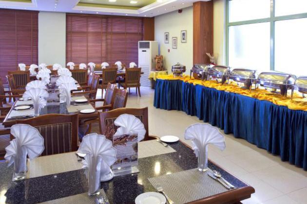 Safeer Plaza Hotel Μουσκάτ Εξωτερικό φωτογραφία